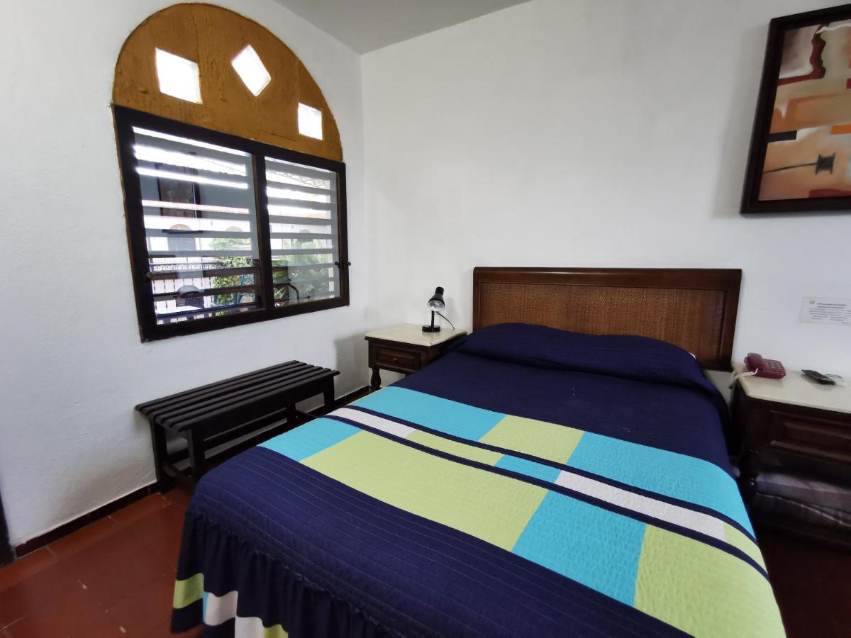 Hotel Doralba Inn Мерида Экстерьер фото