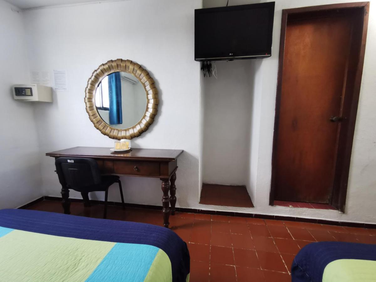Hotel Doralba Inn Мерида Экстерьер фото
