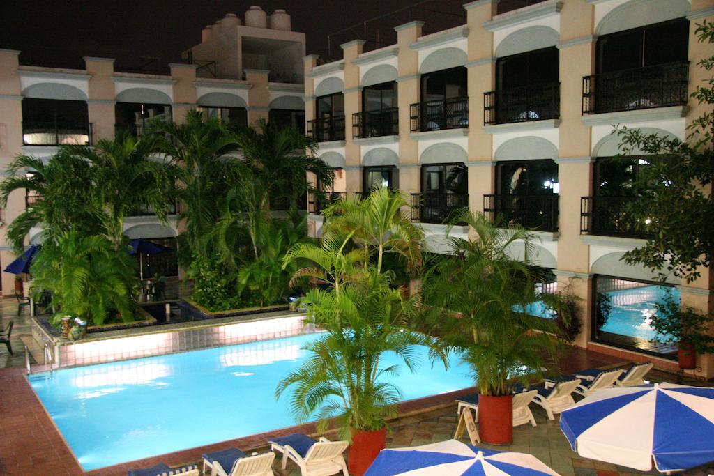 Hotel Doralba Inn Мерида Экстерьер фото
