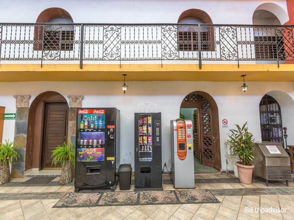 Hotel Doralba Inn Мерида Экстерьер фото