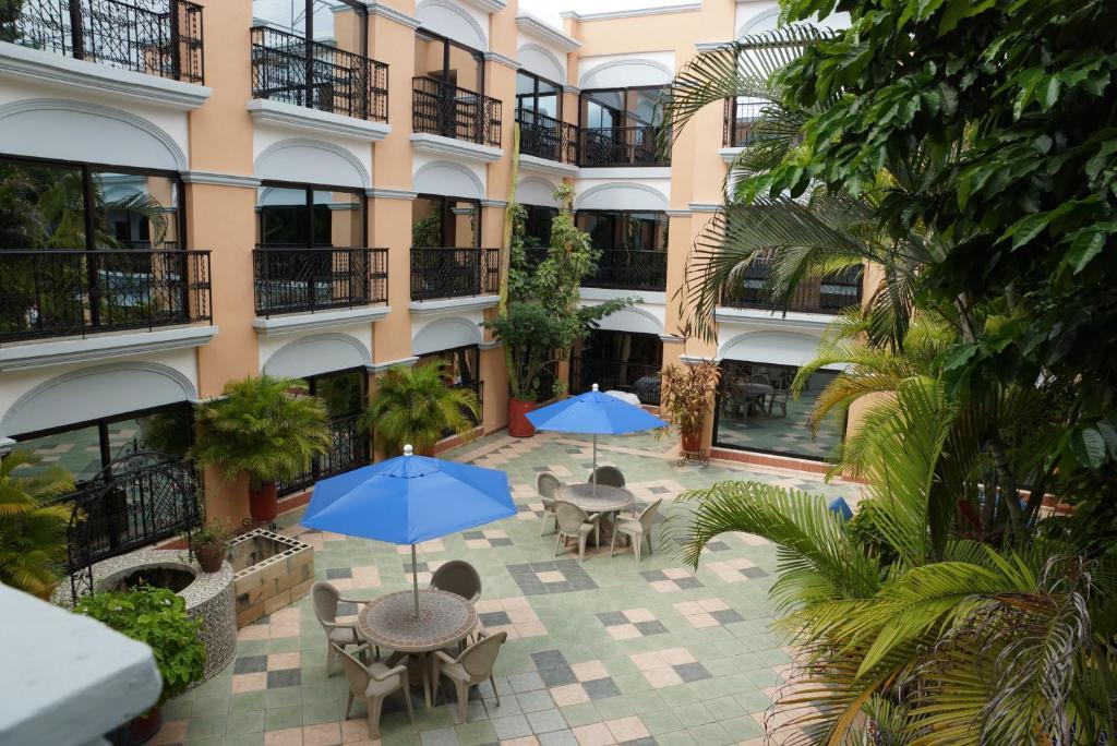 Hotel Doralba Inn Мерида Экстерьер фото